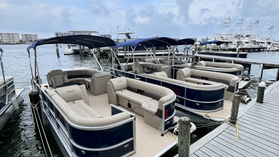 Top Reasons to Rent a Pontoon Boat for Crab Island in Destin